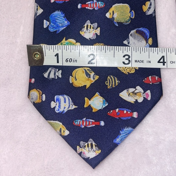 Colorful Fish Pattern Ties - Picture 4 of 9